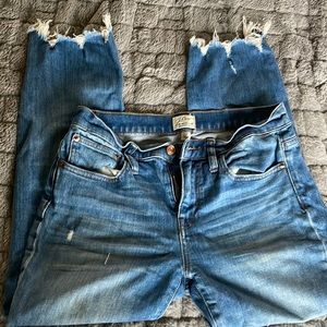 J crew boyfriend jeans 26 petite